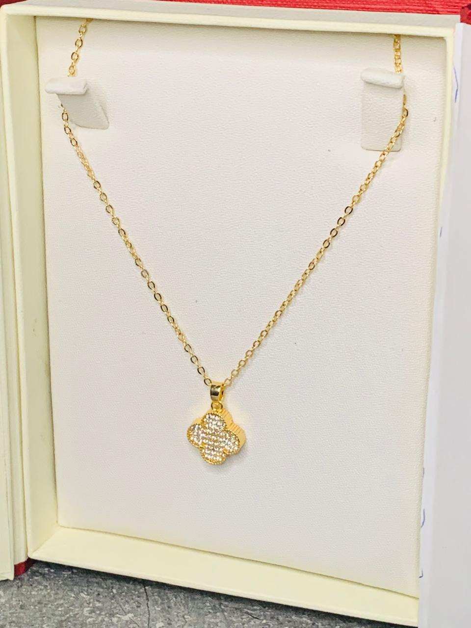 Diamond Clover Necklace