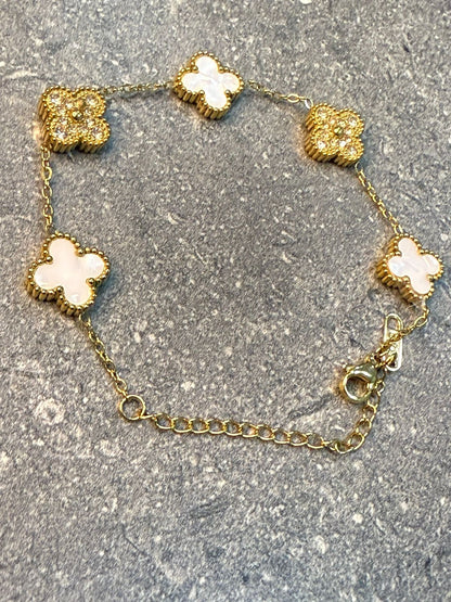 CleefLux™ Clover Iced Bracelet Gold