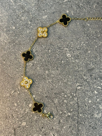 CleefLux™ Clover Iced Bracelet Gold