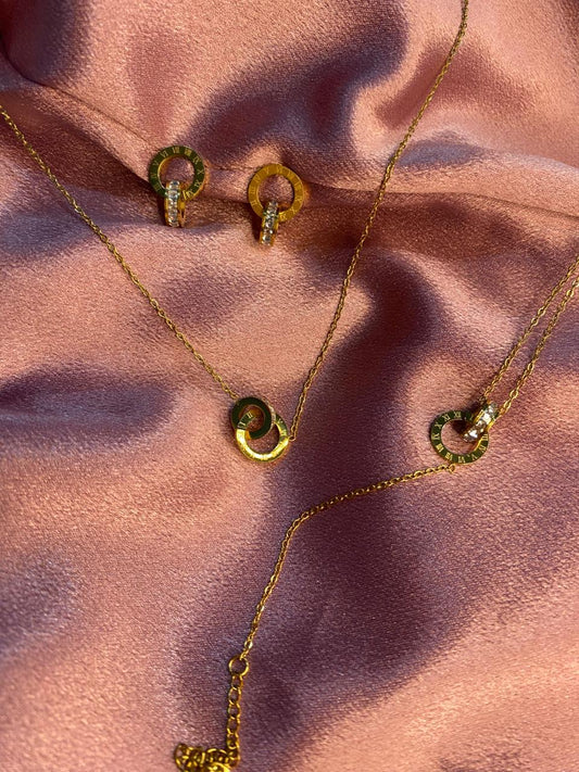 glamorous zirconia set
