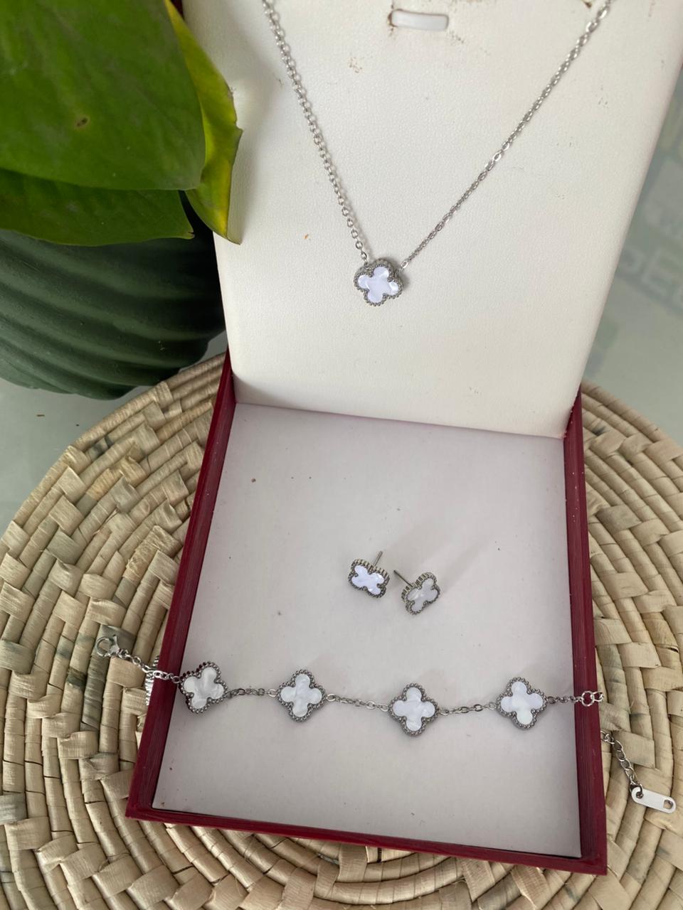 CleefLux™ 3 in 1 Silver Bundle- Clover set jewelry ( 4 Leaf)